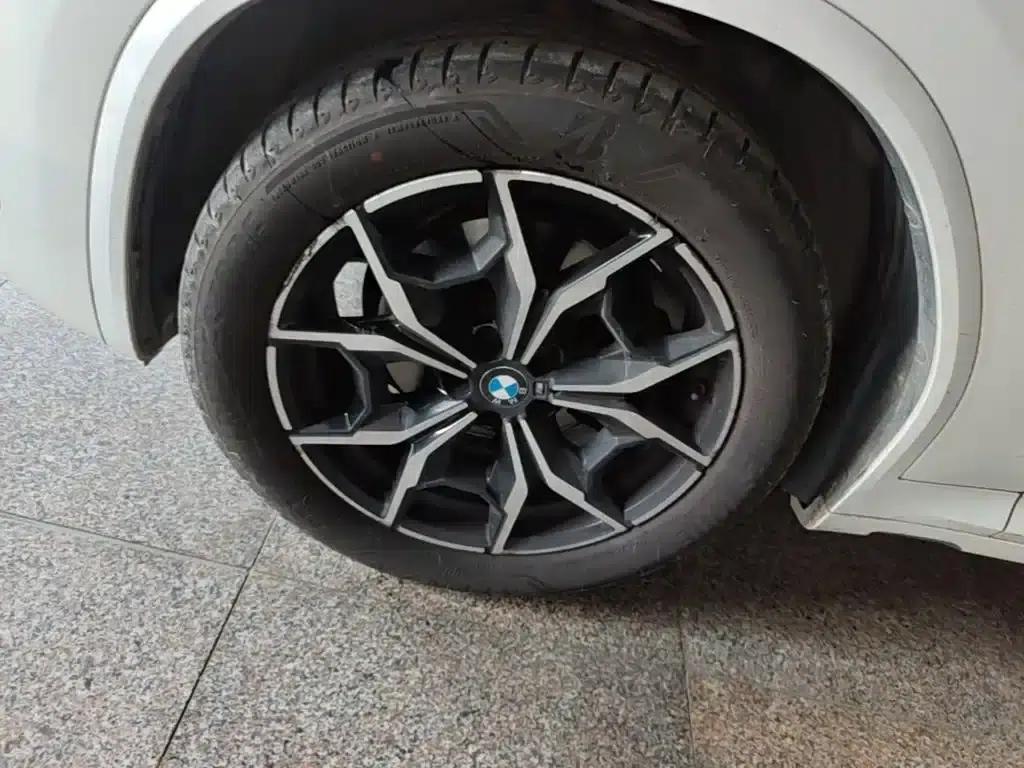 2022 BMW X3 xDrive25i M Sport Package — миниатюра 23