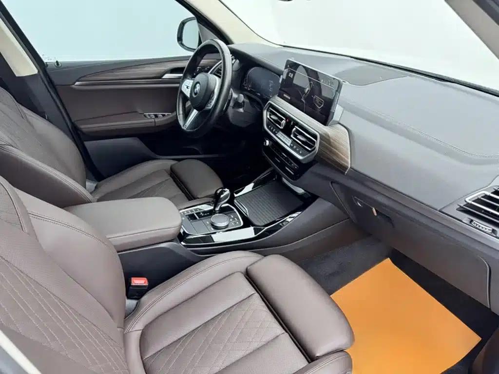 BMW X3 2023 xDrive30i Leading Edition M Sport Package — миниатюра 12