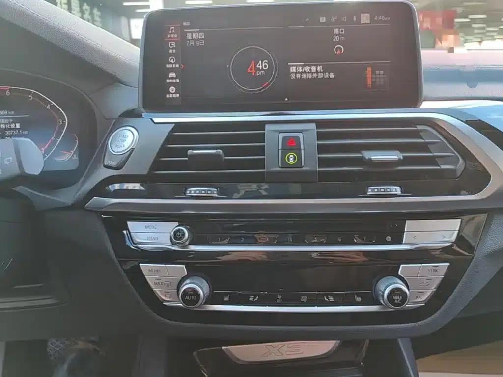 BMW X3 2020 xDrive25i M Sport Package — миниатюра 13