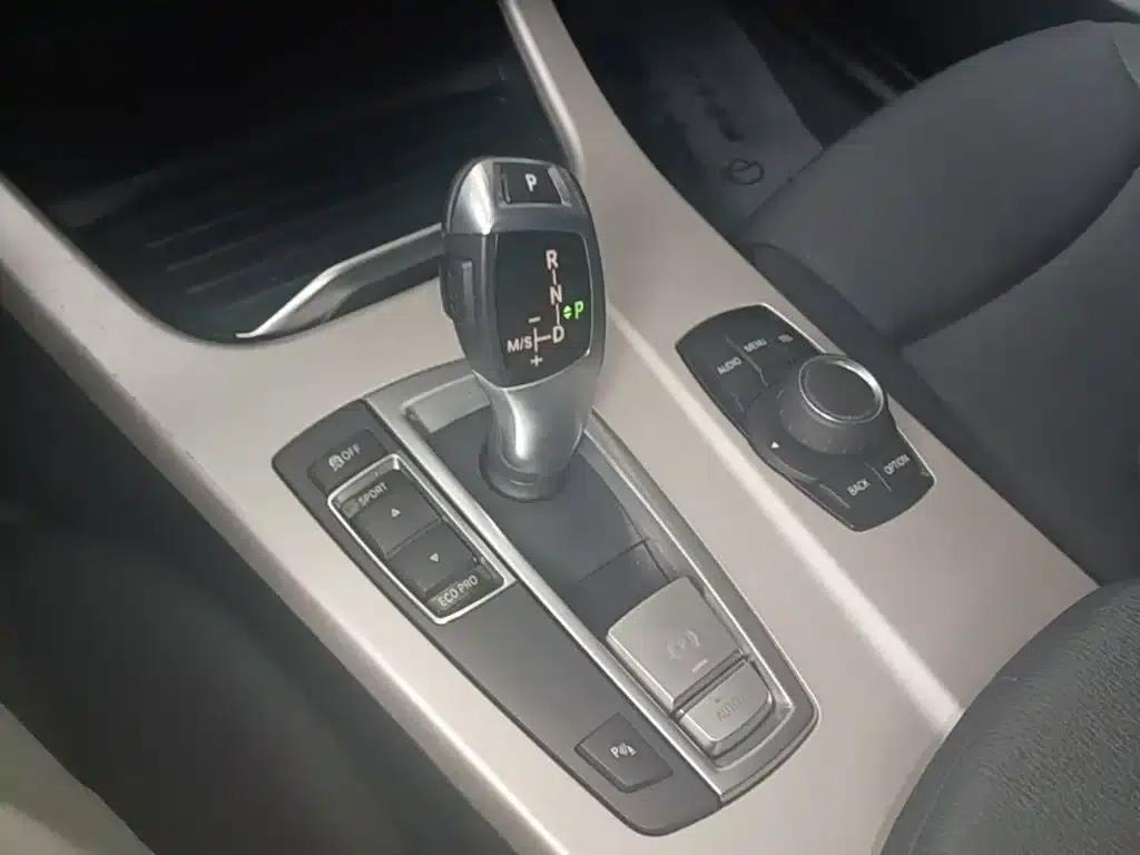 2016 BMW X3 sDrive20i (Imported) — миниатюра 14