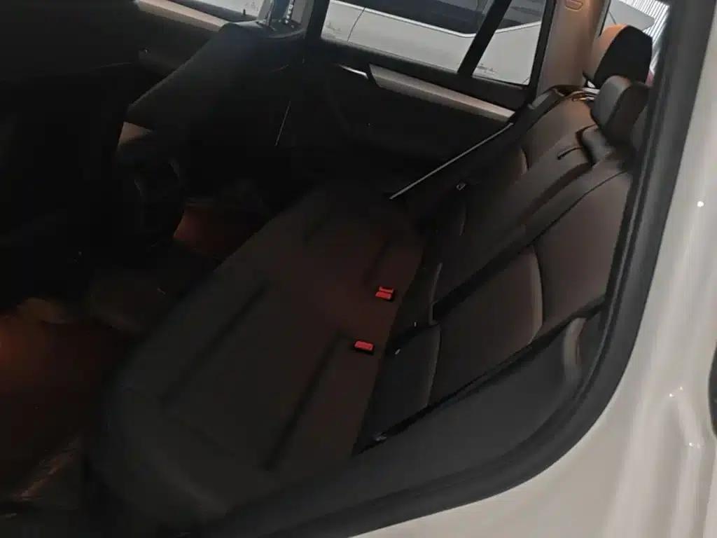 2016 BMW X3 sDrive20i (Imported) — миниатюра 17