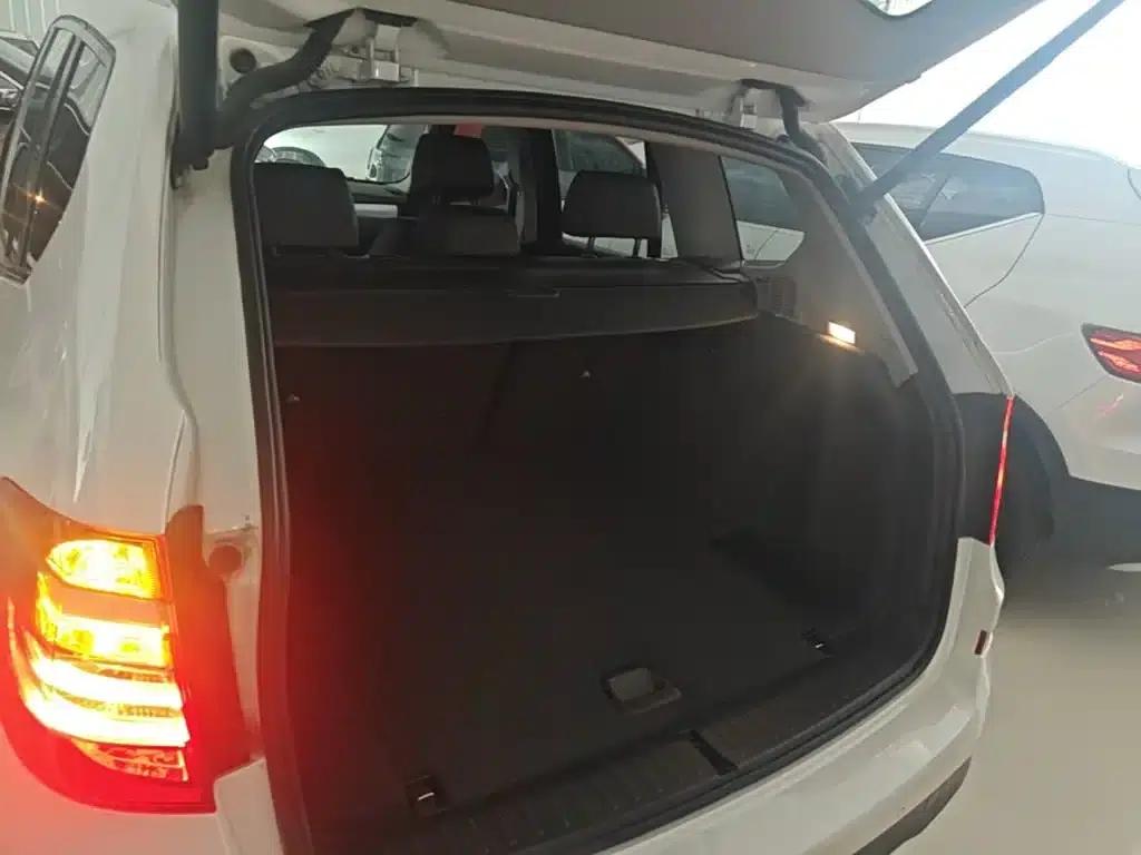 2016 BMW X3 sDrive20i (Imported) — миниатюра 19
