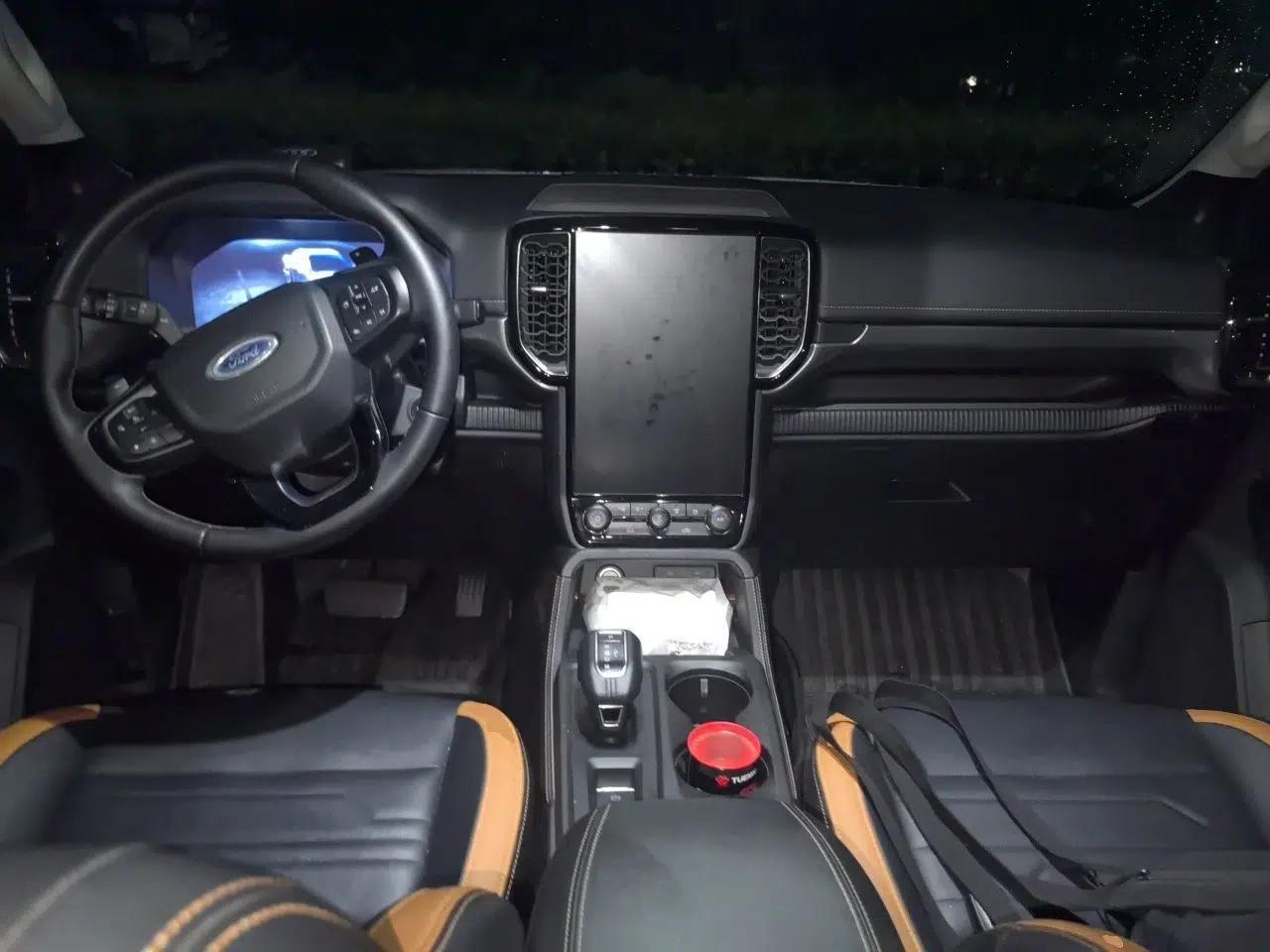 Ford Ranger 2023 Trailblazer 4x4 Automatic Version – Gasoline — миниатюра 9