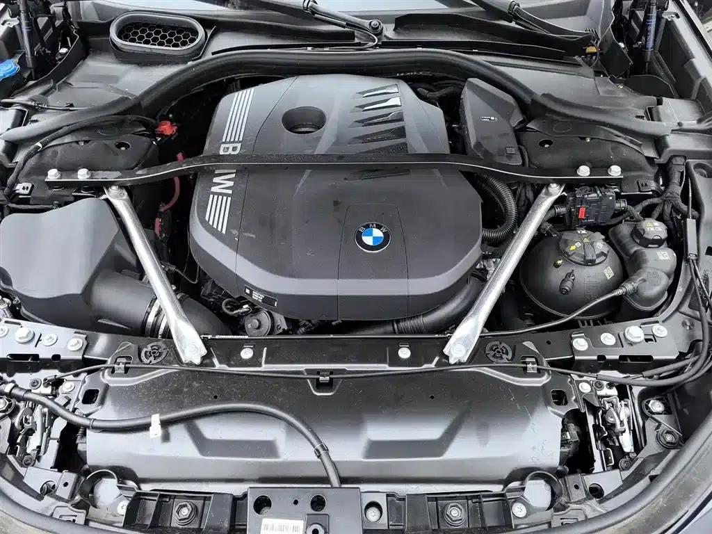 2023 BMW 7 Series 740Li Leading Edition M Sport Package — миниатюра 15