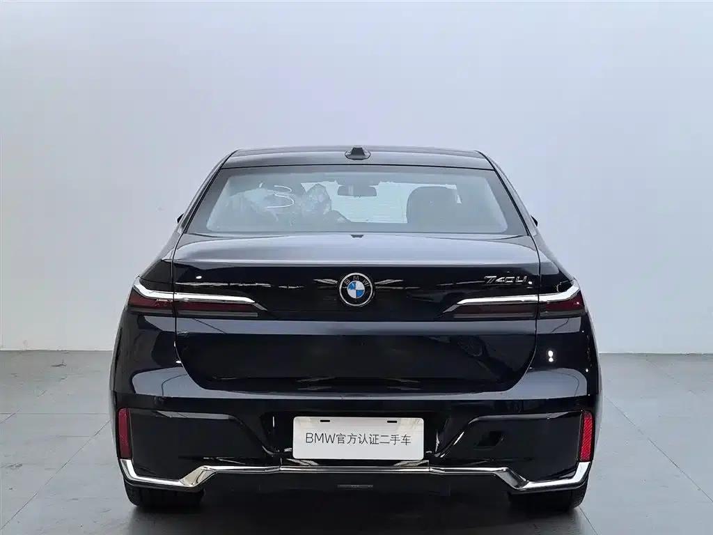 2023 BMW 7 Series 740Li Leading Edition M Sport Package — миниатюра 5