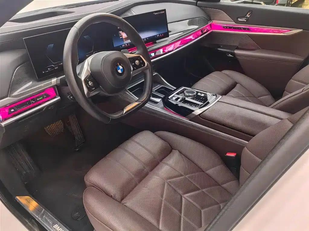 2023 BMW 7 Series 740Li Luxury Package — миниатюра 8