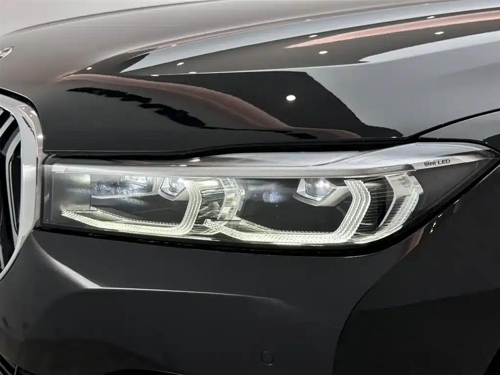 2019 BMW 7 Series 740Li Leading Luxury Package — миниатюра 18