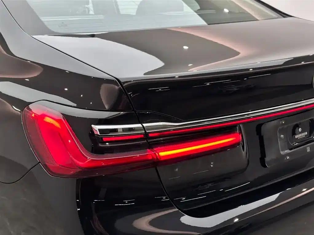 2019 BMW 7 Series 740Li Leading Luxury Package — миниатюра 20
