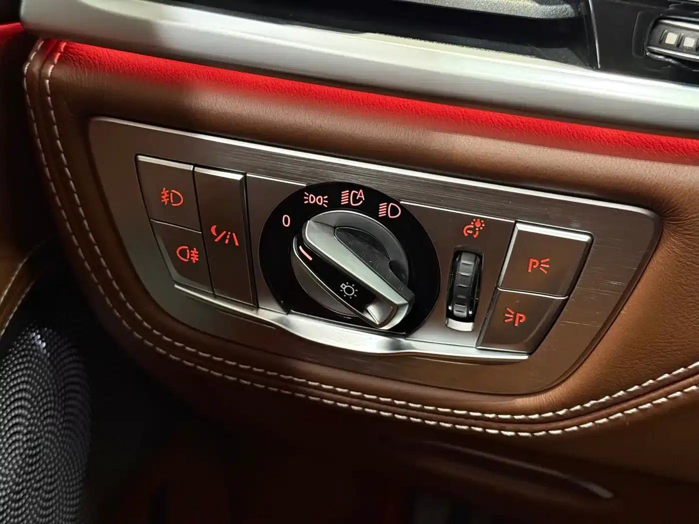 2017 BMW 7 Series 750Li xDrive Individual Edition (Four Seats) — миниатюра 13