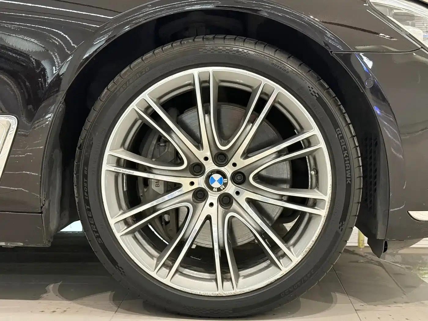 2017 BMW 7 Series 750Li xDrive Individual Edition (Four Seats) — миниатюра 18