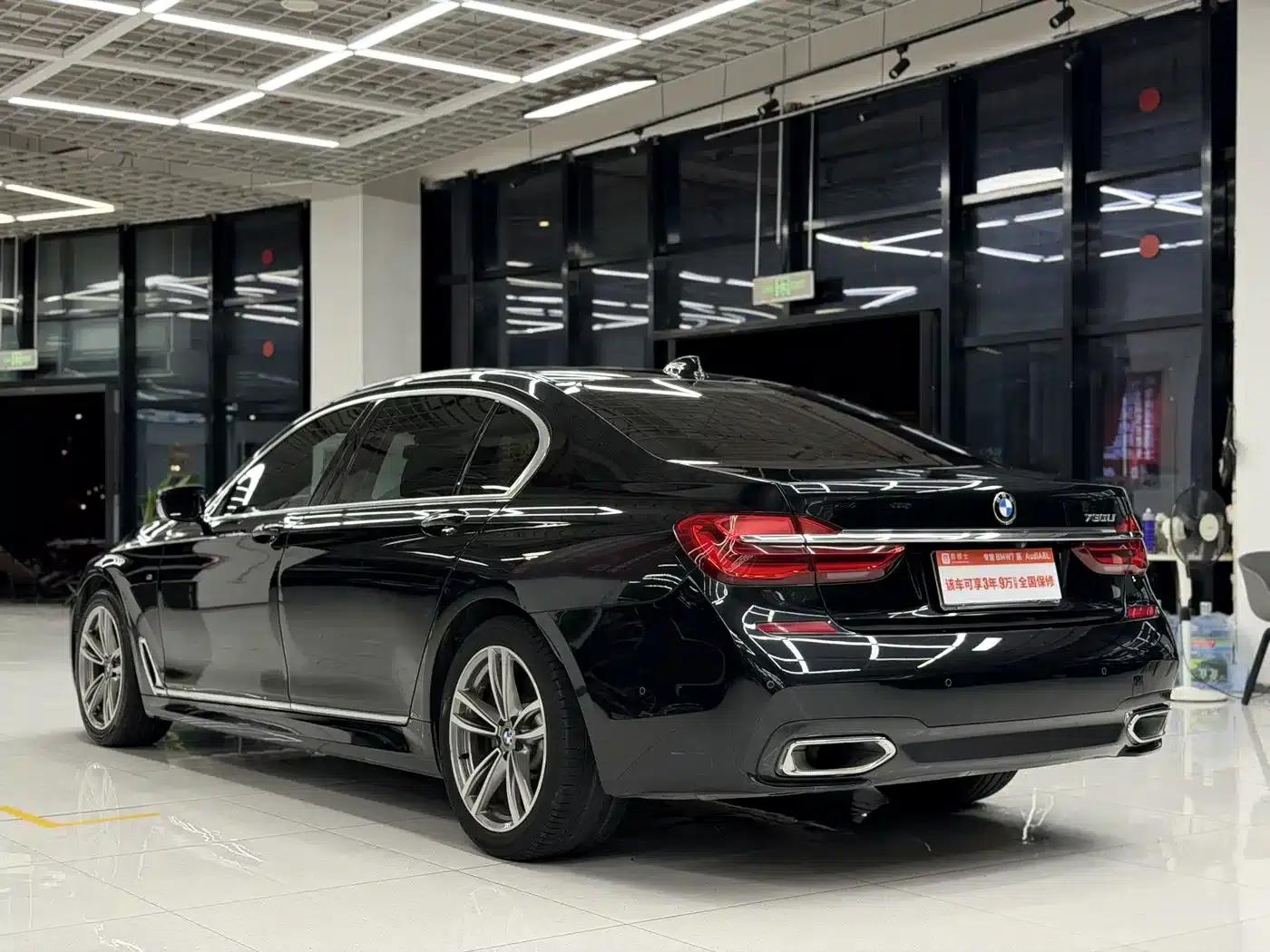 2018 BMW 7 Series 730Li Luxury M Sport Package — миниатюра 4