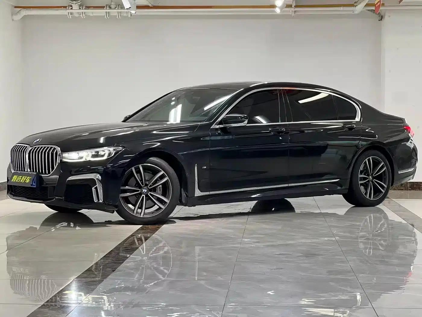 2019 BMW 7 Series 740Li Luxury M Sport Package — миниатюра 1