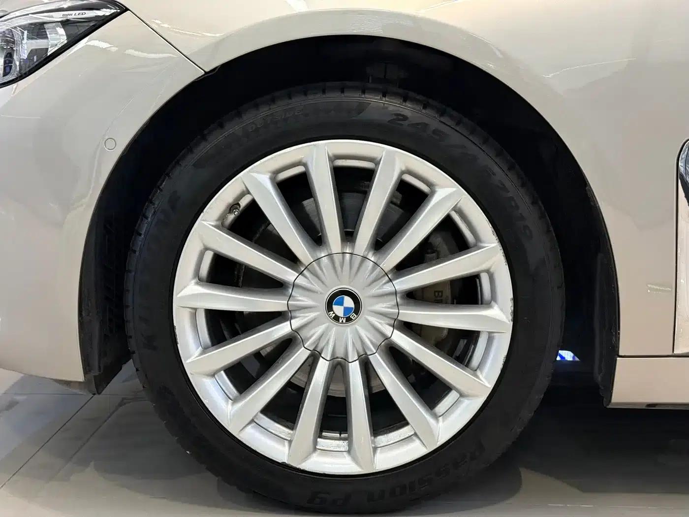 2019 BMW 7 Series 730Li Luxury Package — миниатюра 17