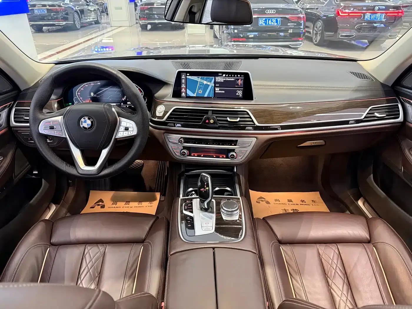 2019 BMW 7 Series 730Li Luxury Package — миниатюра 7