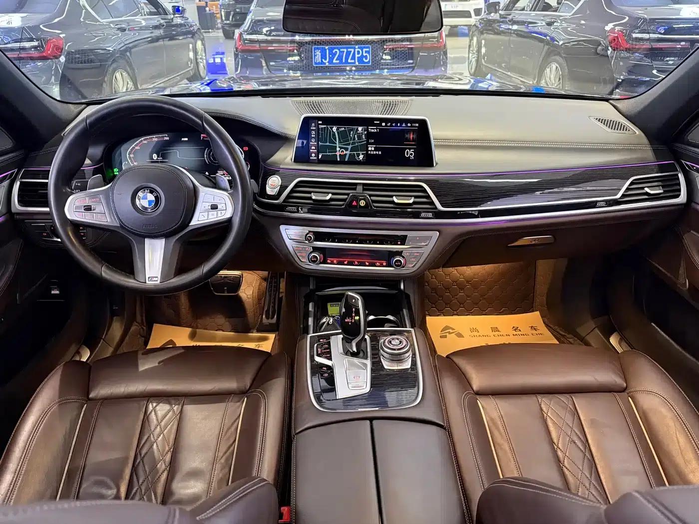 2019 BMW 7 Series 730Li M Sport Package — миниатюра 7