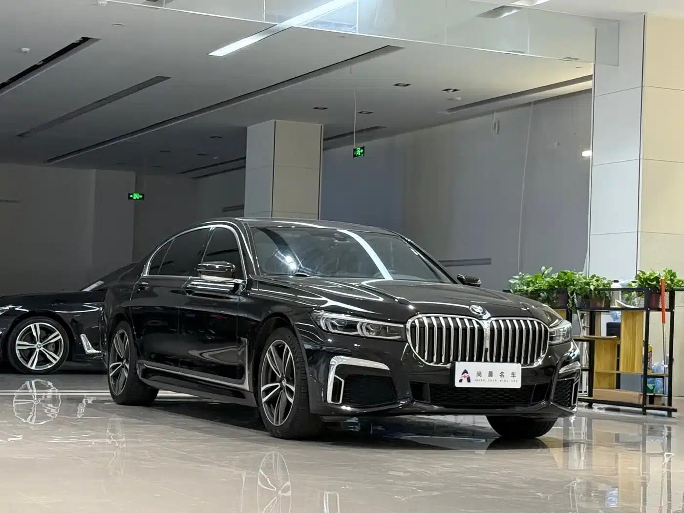 2021 BMW 7 Series 730Li M Sport Package — миниатюра 3