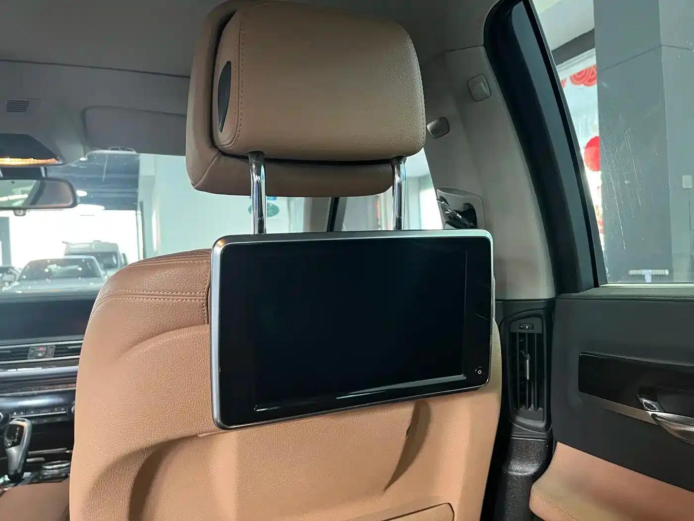 BMW 7 Series 2014 730Li Luxury Edition — миниатюра 12
