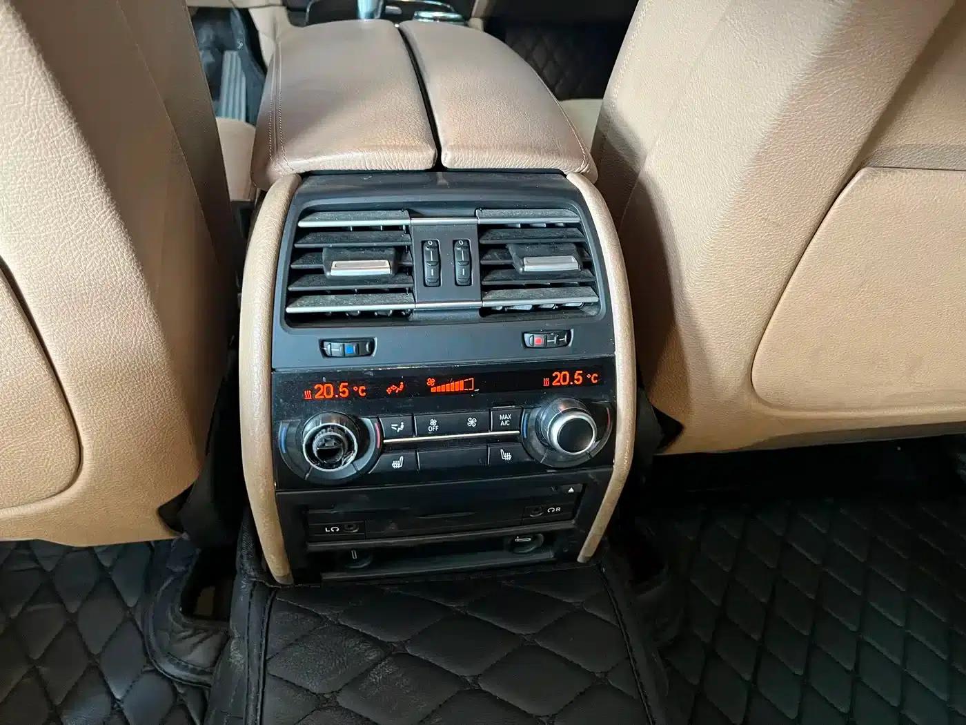 BMW 7 Series 2014 730Li Luxury Edition — миниатюра 14