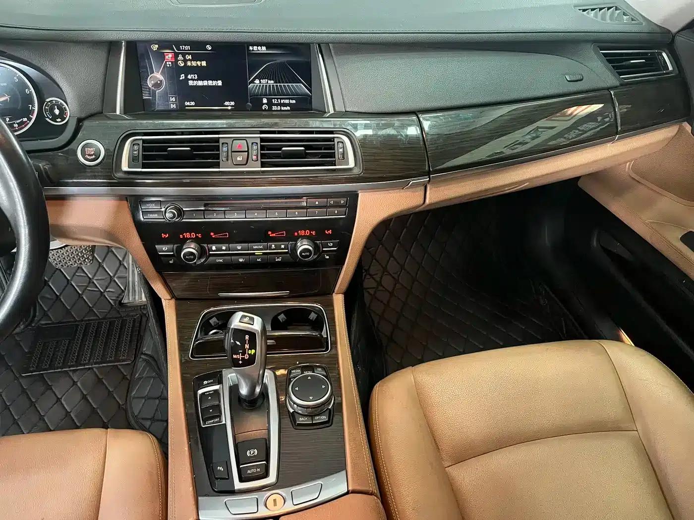 BMW 7 Series 2014 730Li Luxury Edition — миниатюра 19