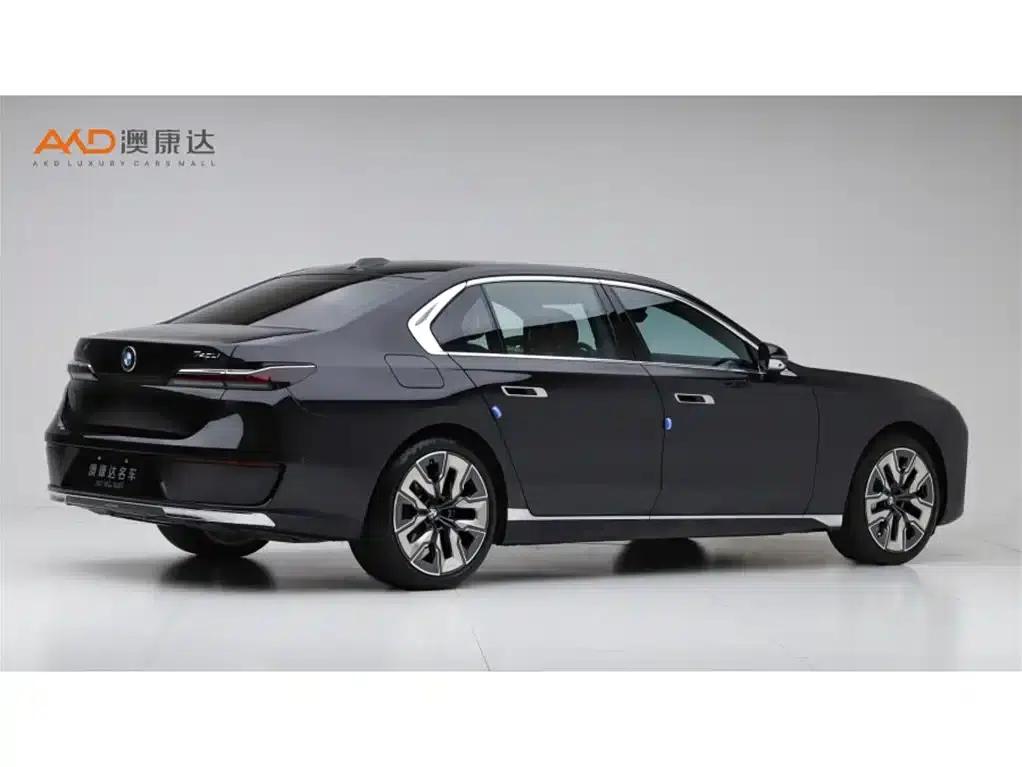 2023 BMW 7 Series 740Li Luxury Package — миниатюра 3