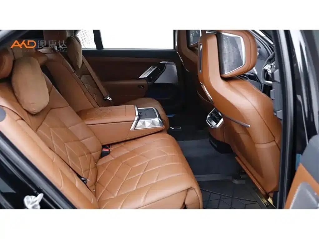 2023 BMW 7 Series 740Li Luxury Package — миниатюра 8