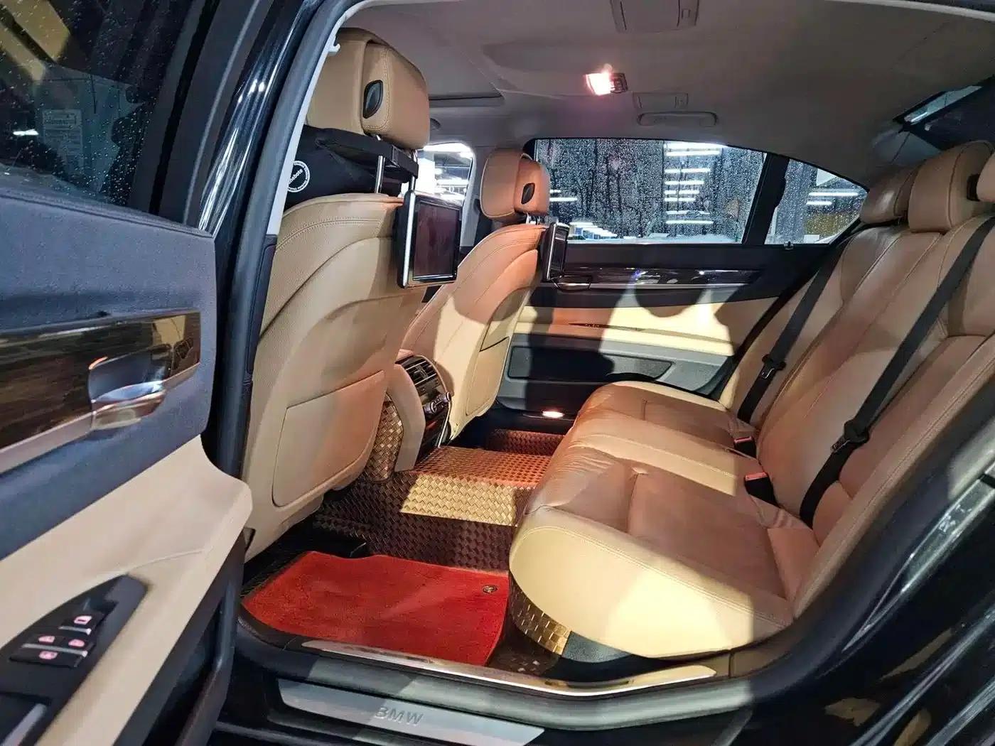 BMW 7 Series 2013 730Li Leading Edition — миниатюра 6
