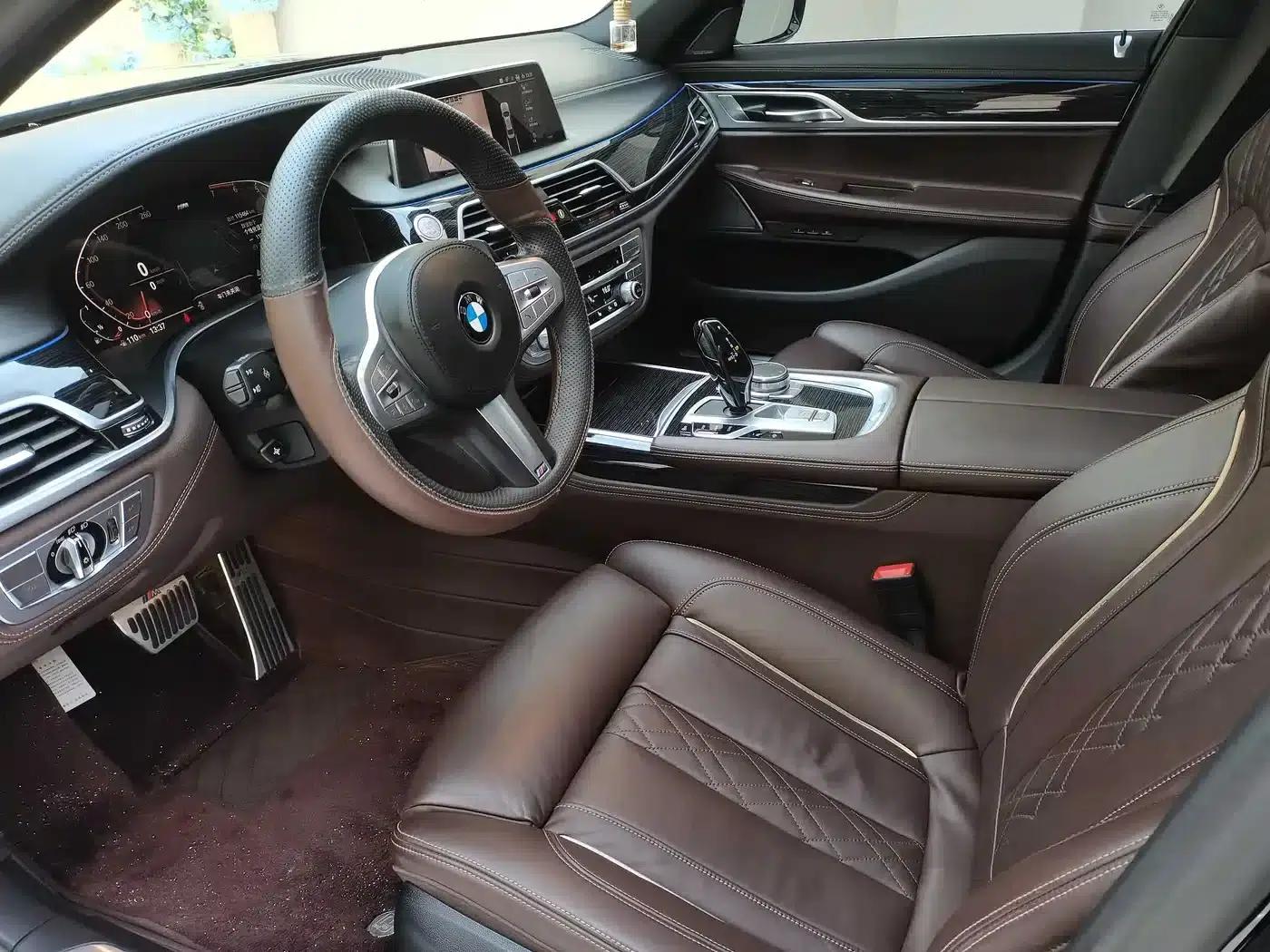 2021 BMW 7 Series 730Li M Sport Package — миниатюра 17