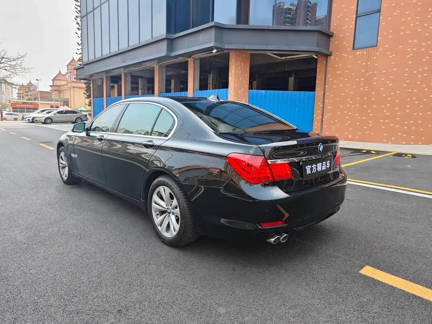 2011 BMW 7 Series 730Li Elegant Edition — миниатюра 6