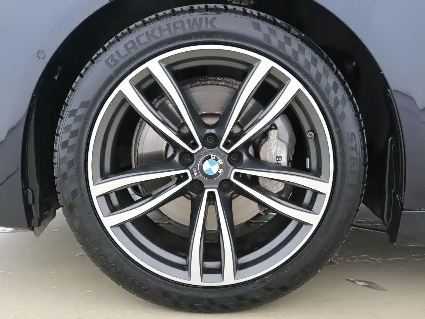 2019 BMW 7 Series 730Li M Sport Package — миниатюра 11