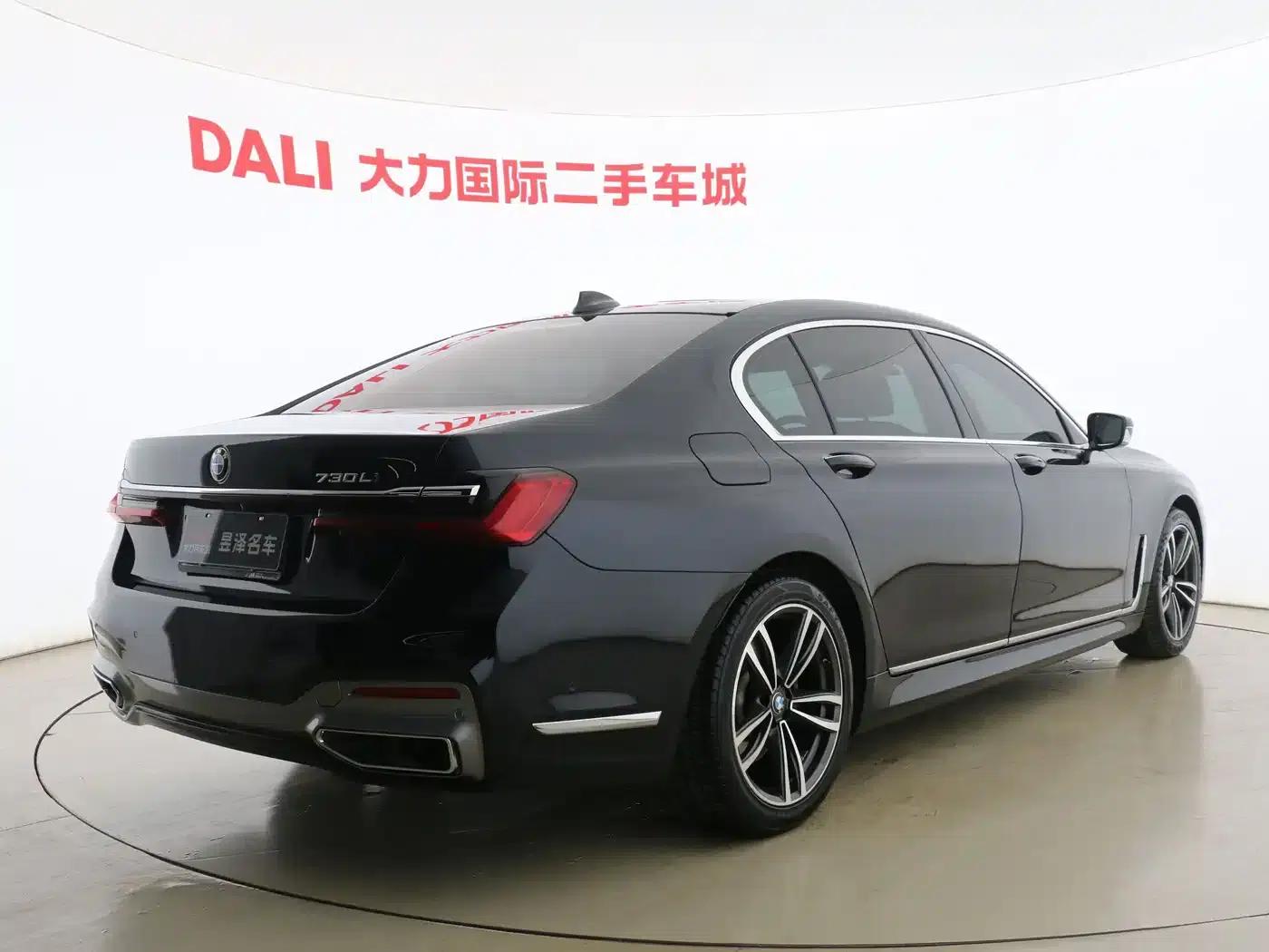 2019 BMW 7 Series 730Li M Sport Package — миниатюра 4