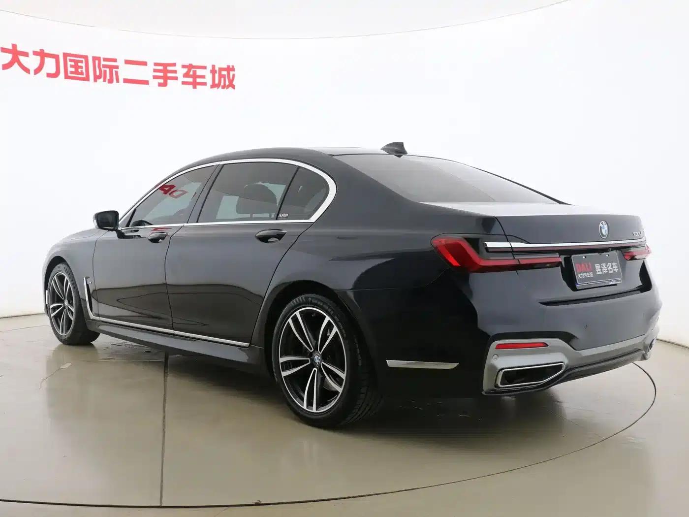 2019 BMW 7 Series 730Li M Sport Package — миниатюра 6
