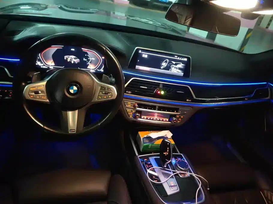 2021 BMW 7 Series 740Li Leading Edition M Sport Package — миниатюра 12
