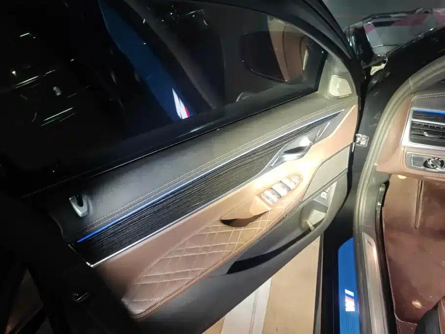 2021 BMW 7 Series 740Li Leading Edition M Sport Package — миниатюра 7