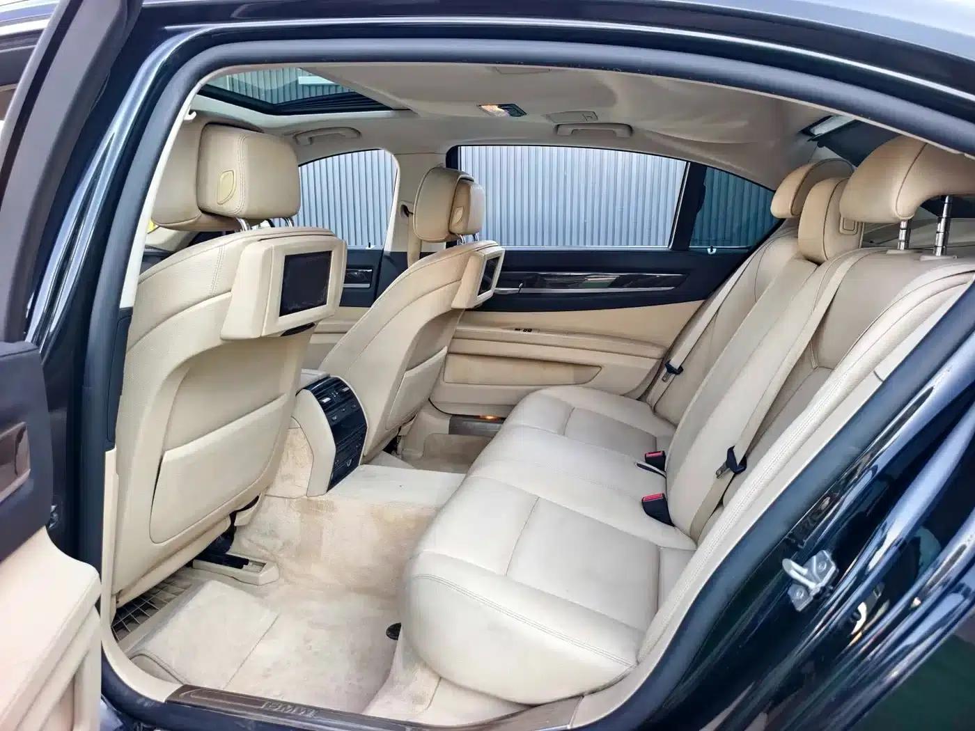 BMW 7 Series 2009 730Li Leading Edition — миниатюра 9