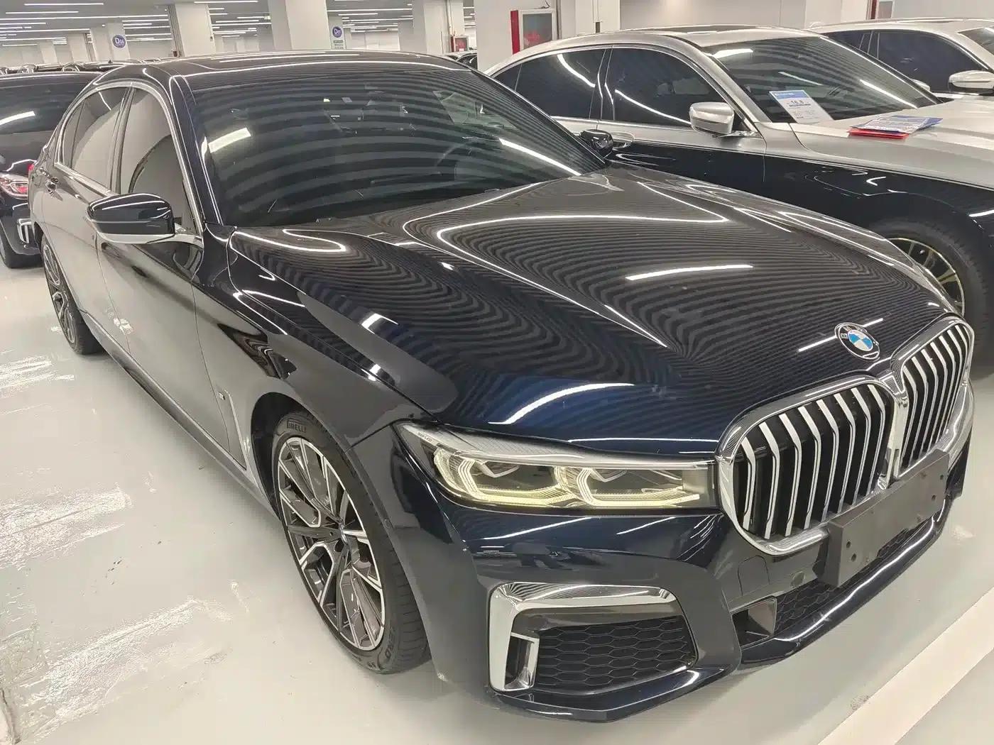 2022 BMW 7 Series 740Li Luxury M Sport Package — миниатюра 3
