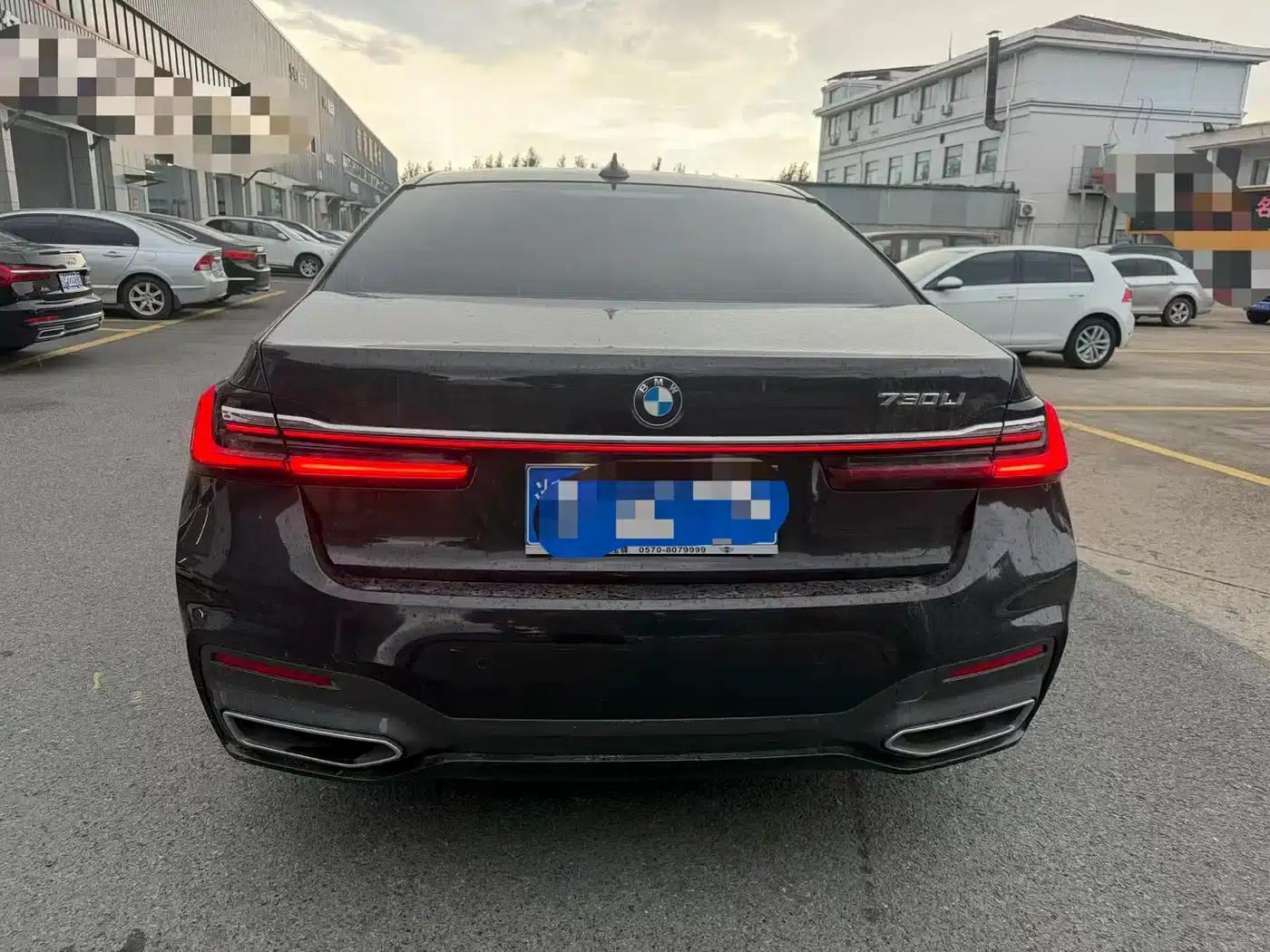2021 BMW 7 Series 730Li M Sport Package — миниатюра 9