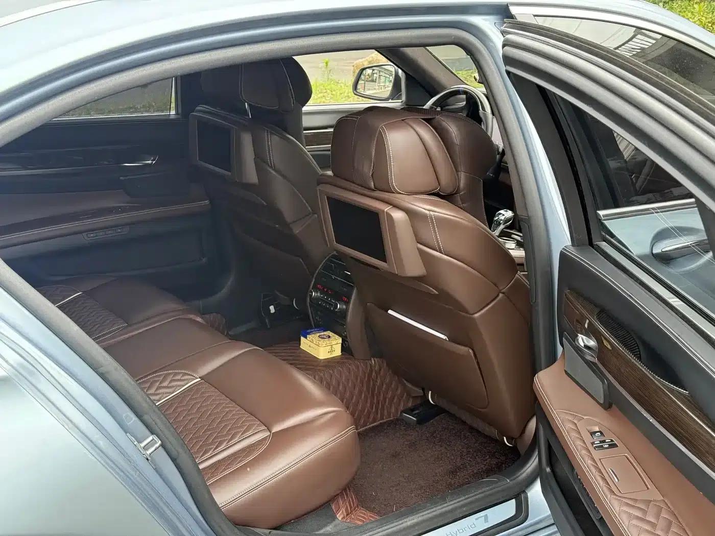 2010 BMW 7 Series 4.4T Hybrid — миниатюра 11
