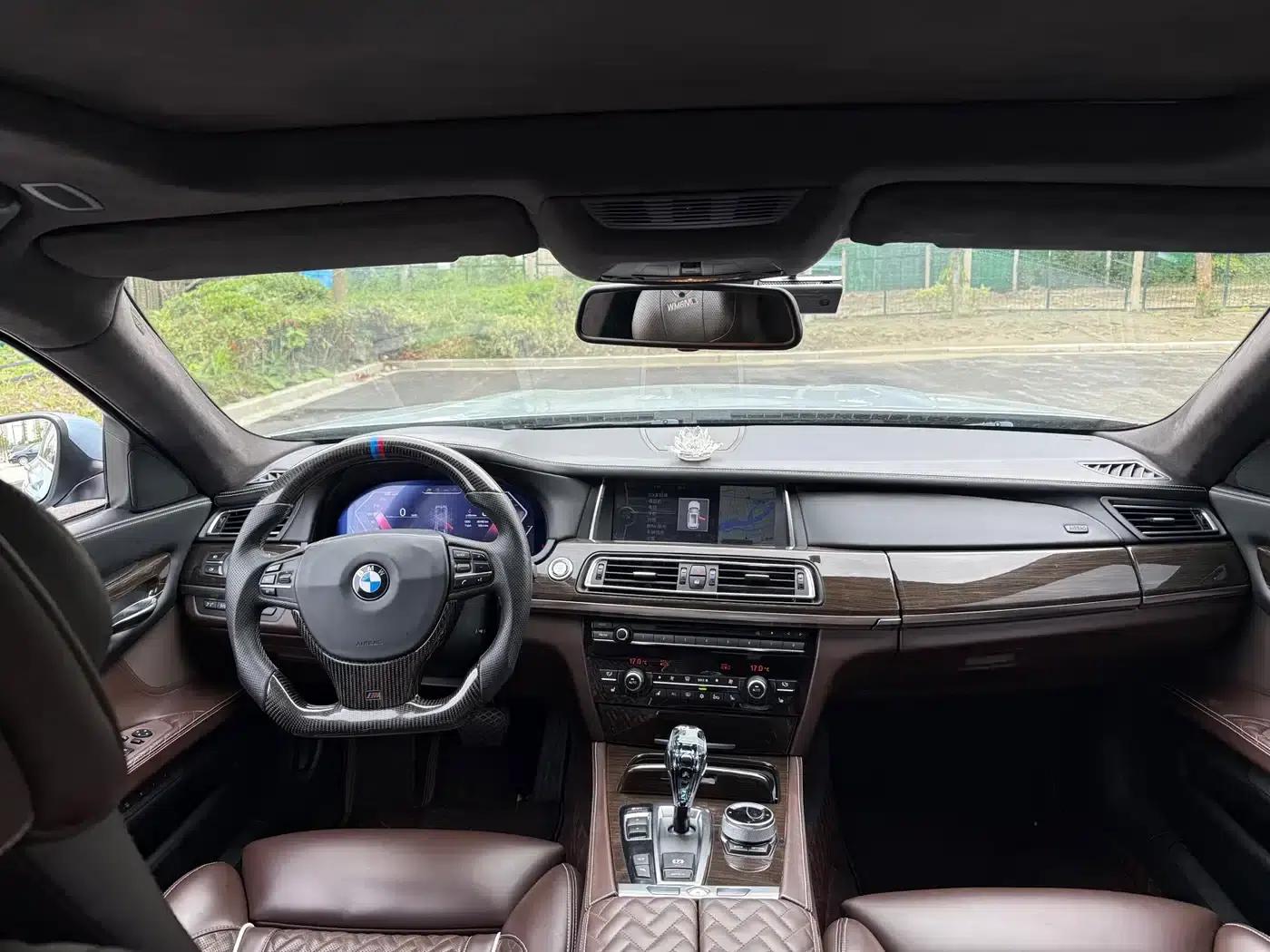 2010 BMW 7 Series 4.4T Hybrid — миниатюра 15