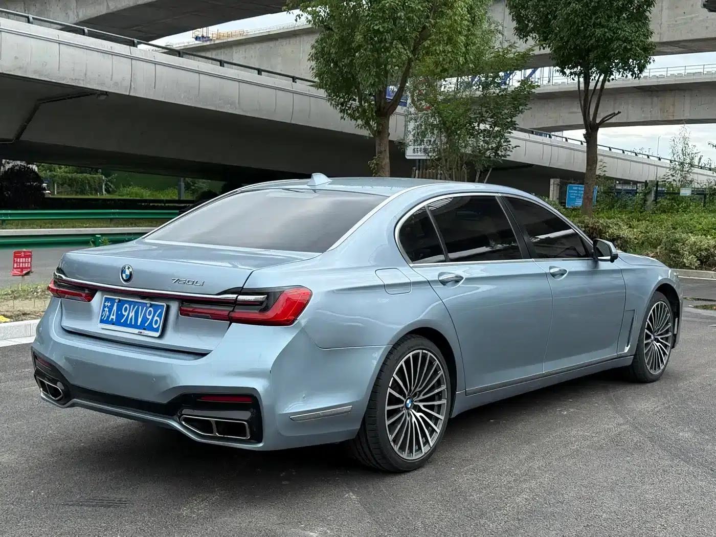 2010 BMW 7 Series 4.4T Hybrid — миниатюра 3