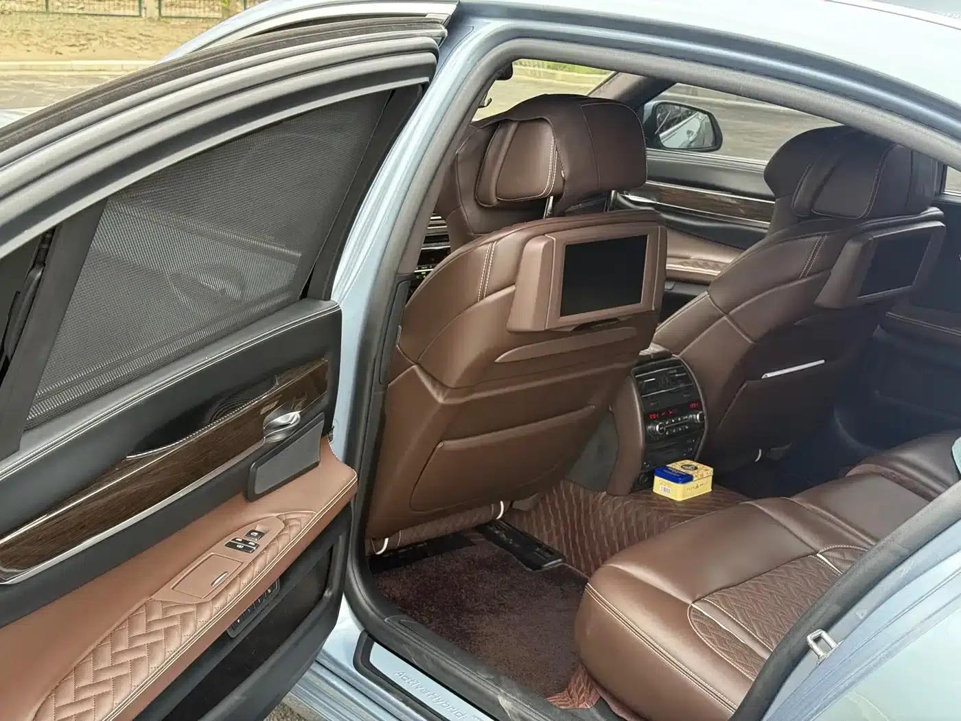 2010 BMW 7 Series 4.4T Hybrid — миниатюра 8