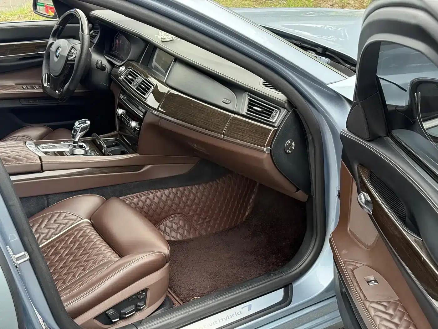 2010 BMW 7 Series 4.4T Hybrid — миниатюра 9