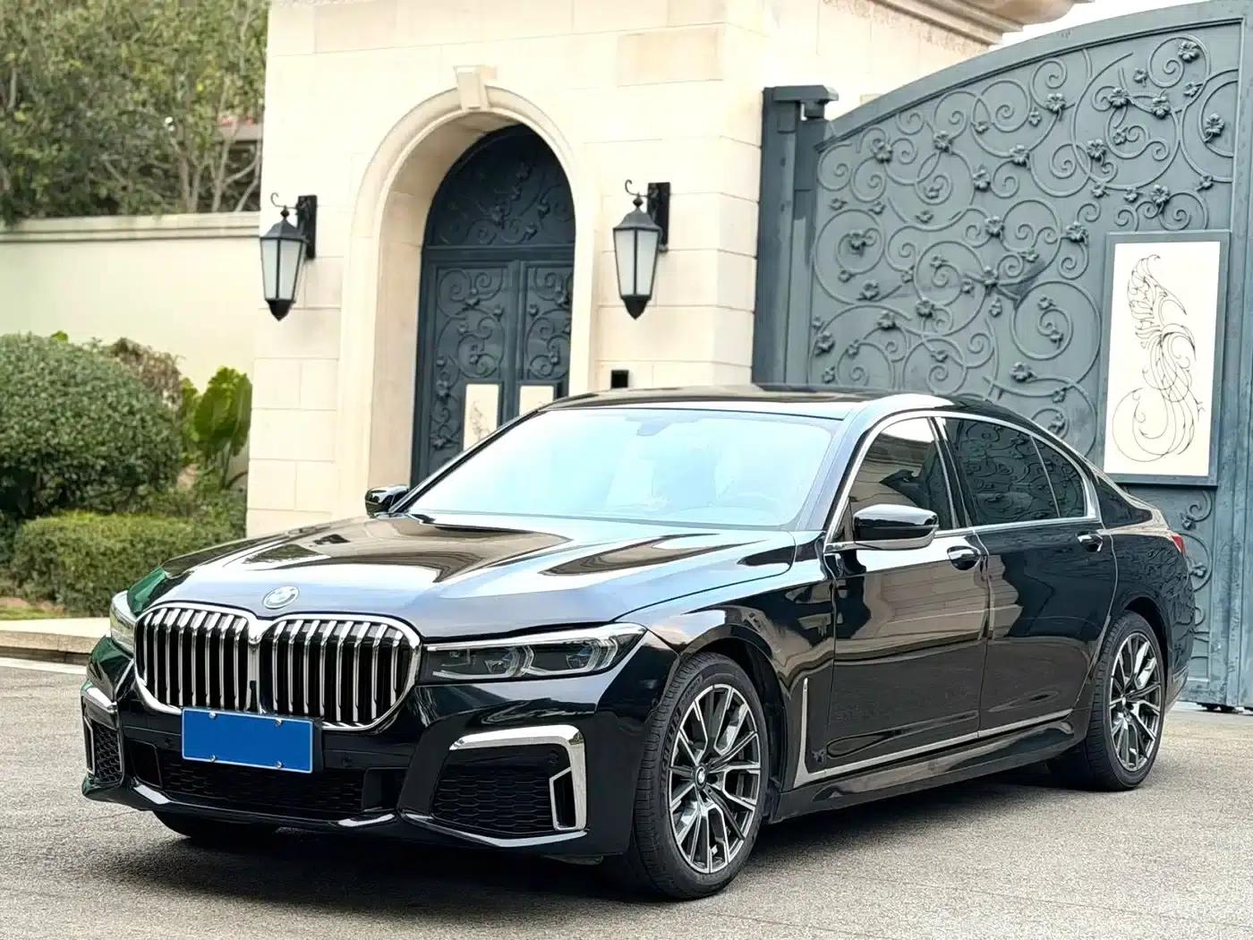 2016 BMW 7 Series 730Li Leading Edition — миниатюра 1