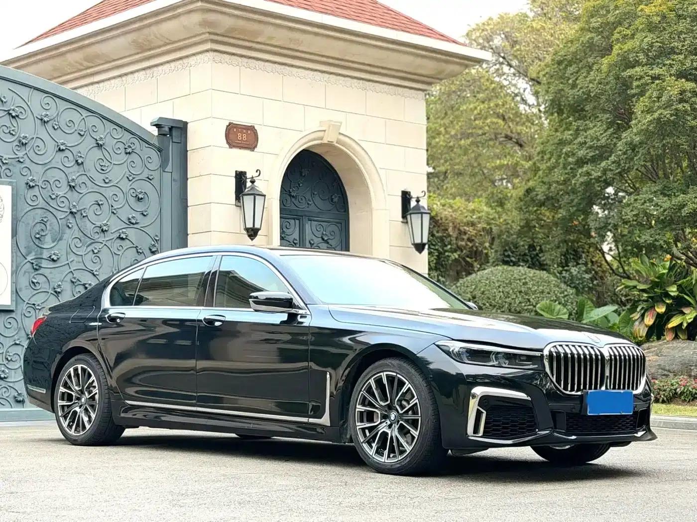 2016 BMW 7 Series 730Li Leading Edition — миниатюра 3