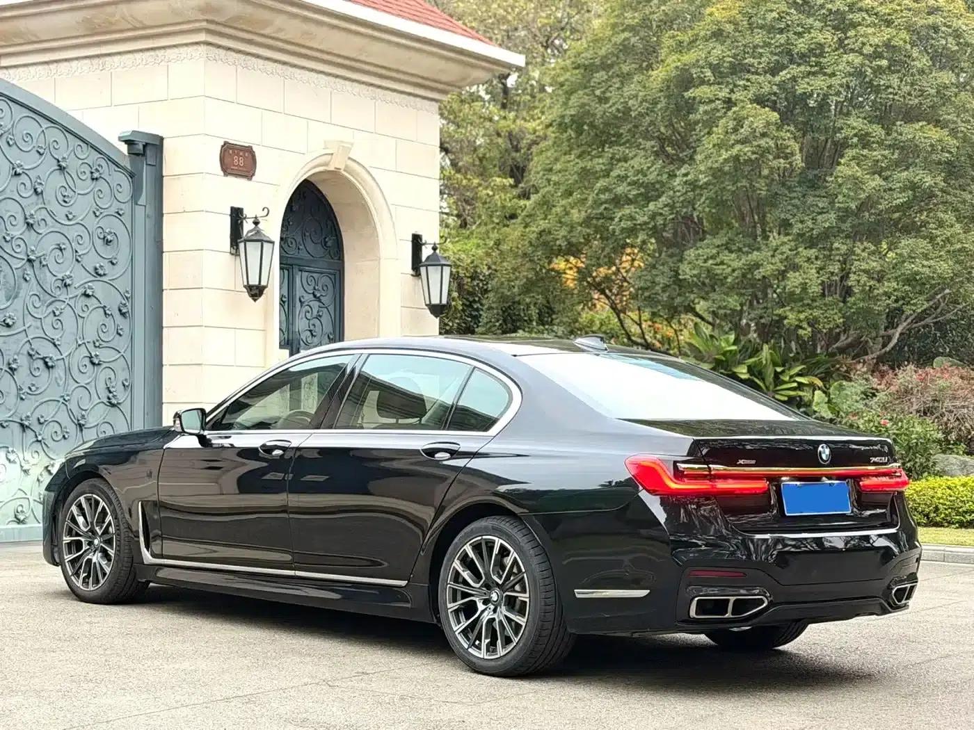 2016 BMW 7 Series 730Li Leading Edition — миниатюра 7