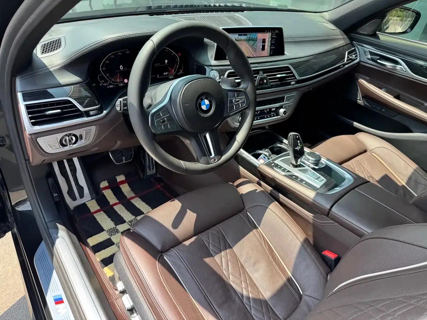 2019 BMW 7 Series 730Li M Sport Package — миниатюра 3
