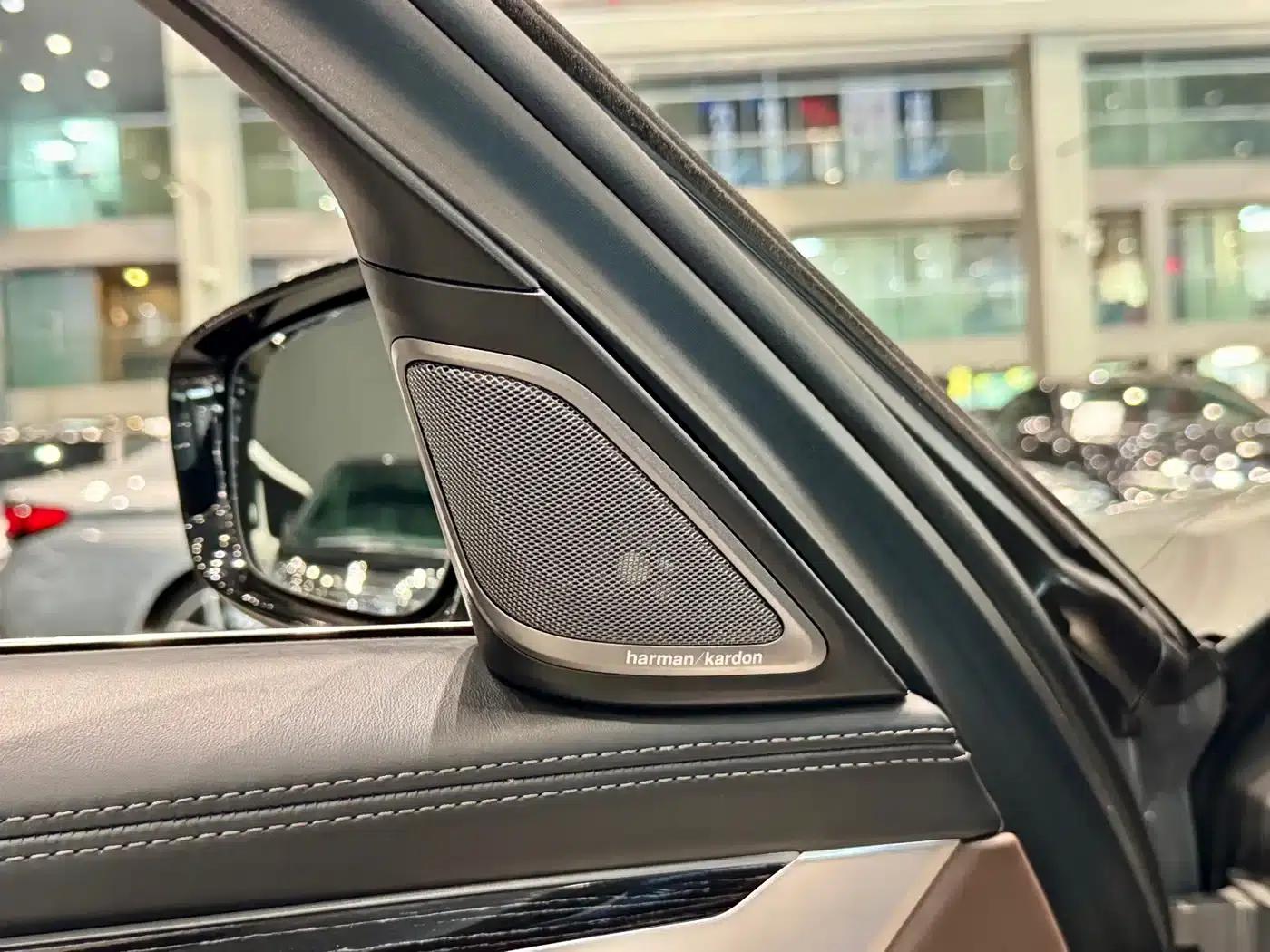 2019 BMW 7 Series Facelift 740Li Leading Edition M Sport Package — миниатюра 7