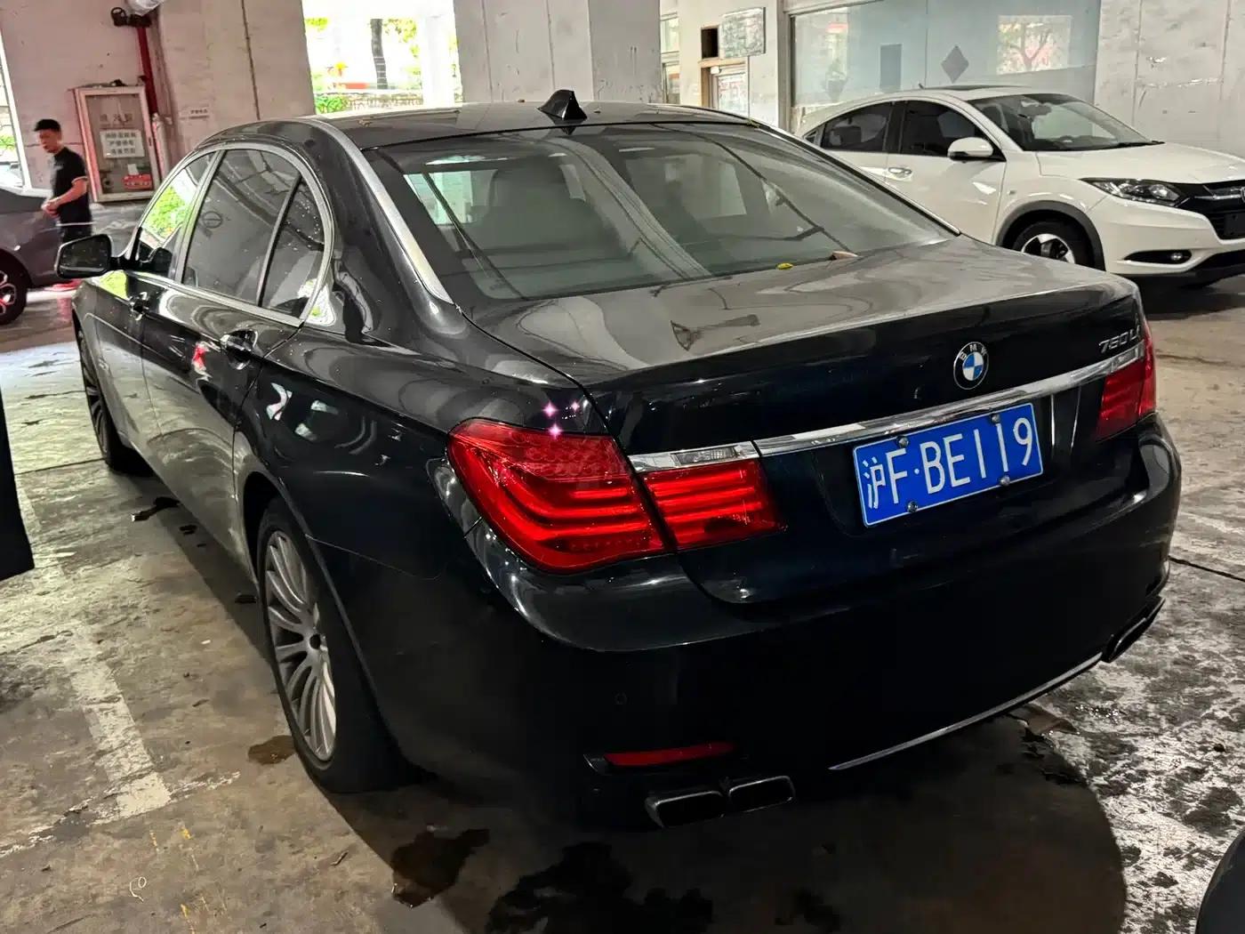 BMW 7 Series 2010 760Li China 60th Anniversary Edition — миниатюра 3