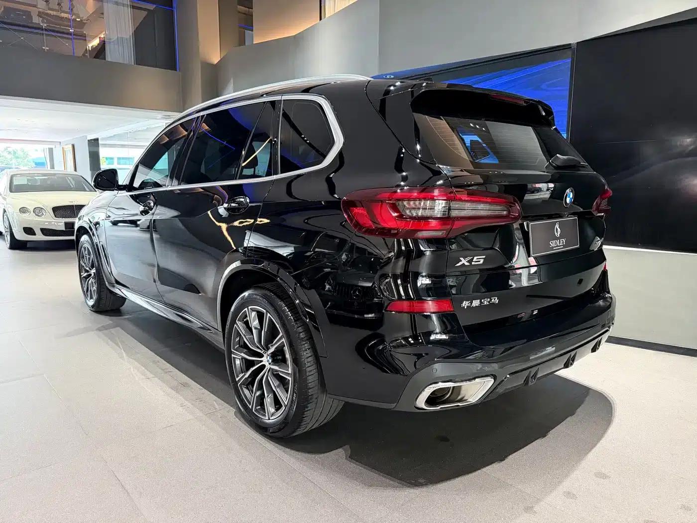 BMW X5 2022 Facelift xDrive 30Li M Sport Package — миниатюра 4