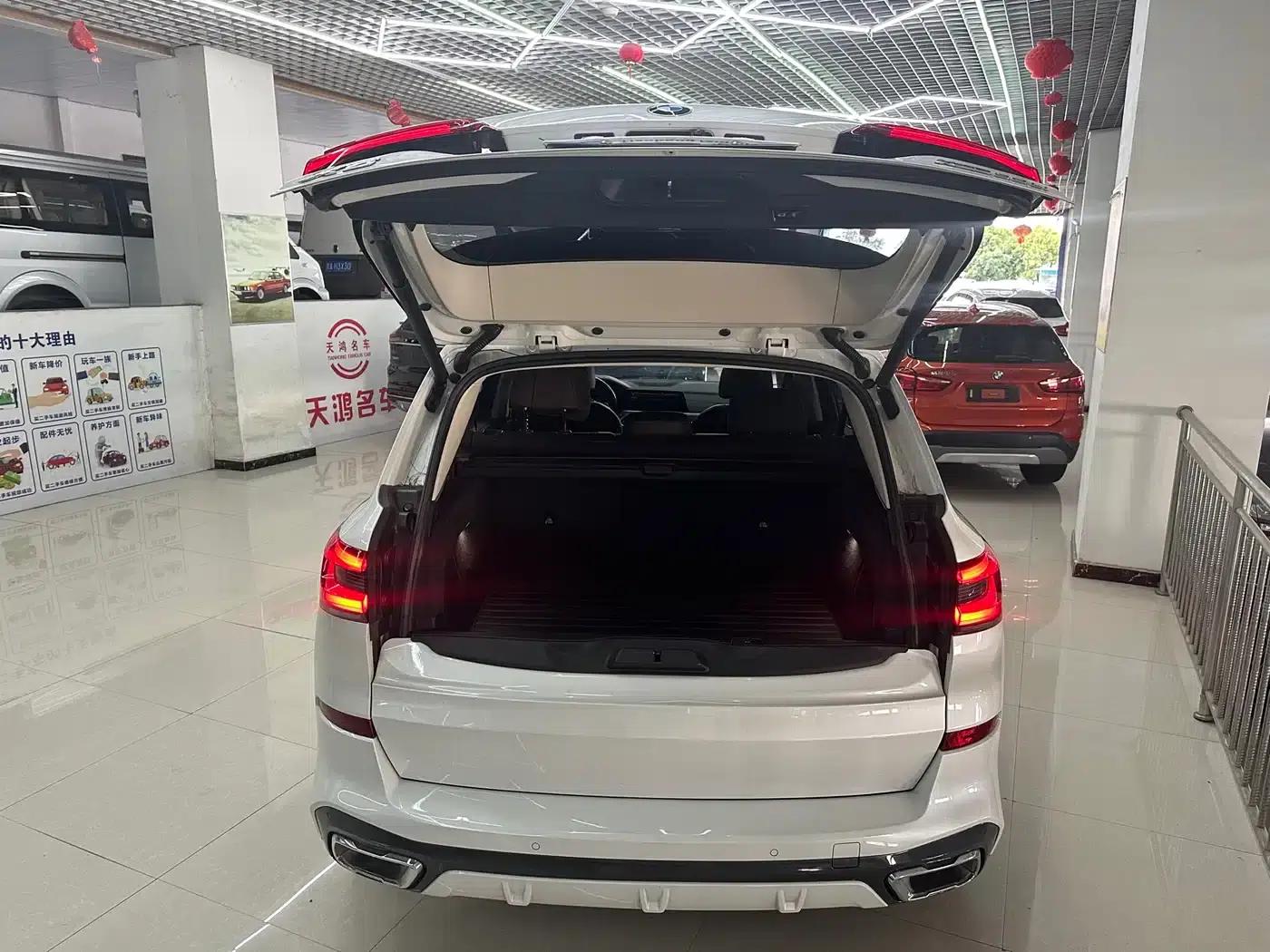 BMW X5 2022 Facelift xDrive 30Li M Sport Package — миниатюра 11