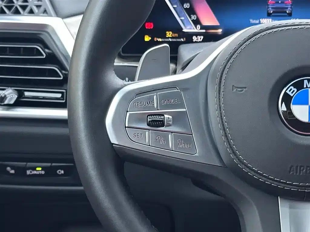 BMW X5 2025 xDrive 40Li M Sport Shadow Edition — миниатюра 15
